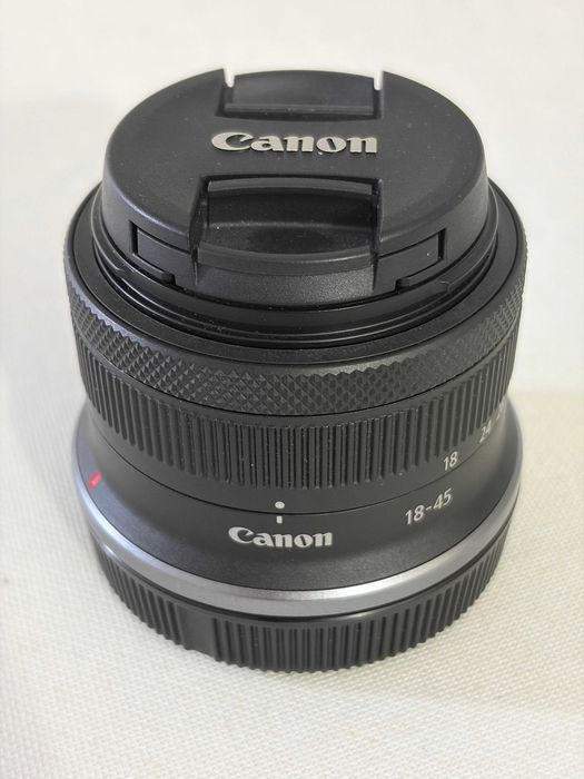 Obiectiv foto Canon RF-S 18-45mm Zoom F4,5-6,3 IS STM