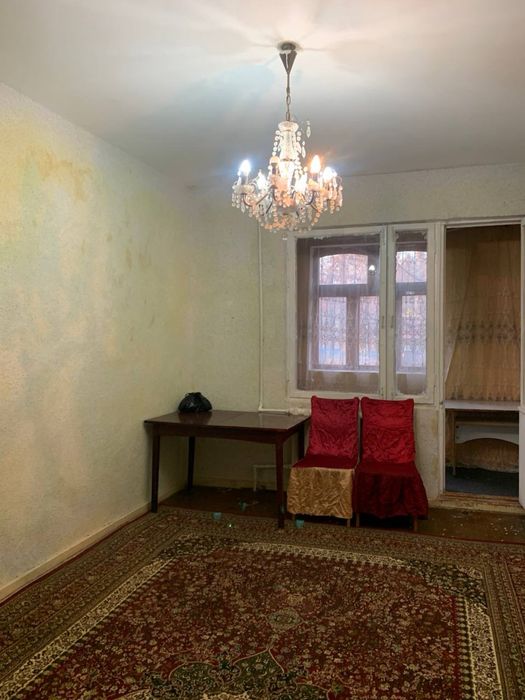 Чилонзор 20-кварталда 3 хонали уй кизлар ёки оила