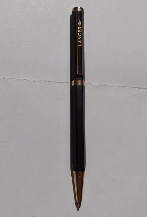 Ручка тяжёлая. Всего 3 Ручки. Цена за все ручки.