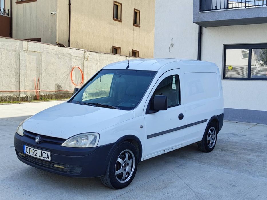 Ocazie vând opel combo 1.7 TDI i stare suberba foarte economic