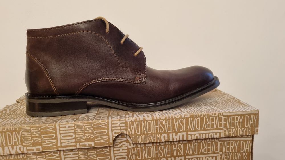 Ghete barbati piele naturala marimea 41, noi