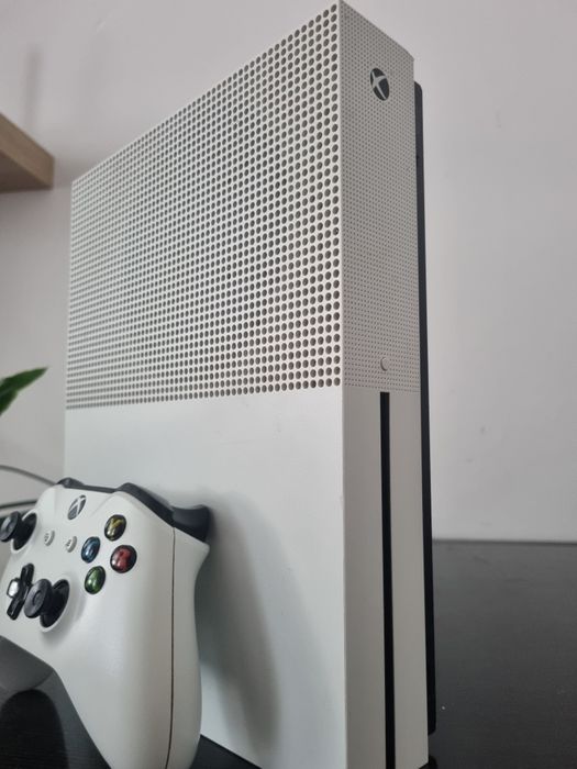 Xbox one s с играми