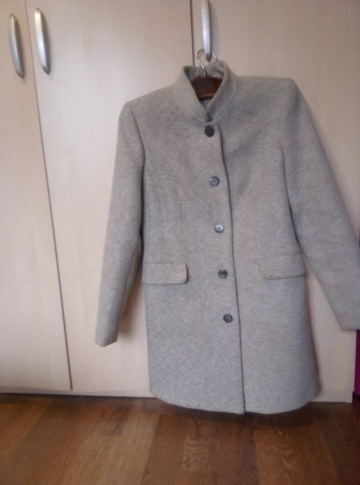 Пальто  весна осень 44  46 размер