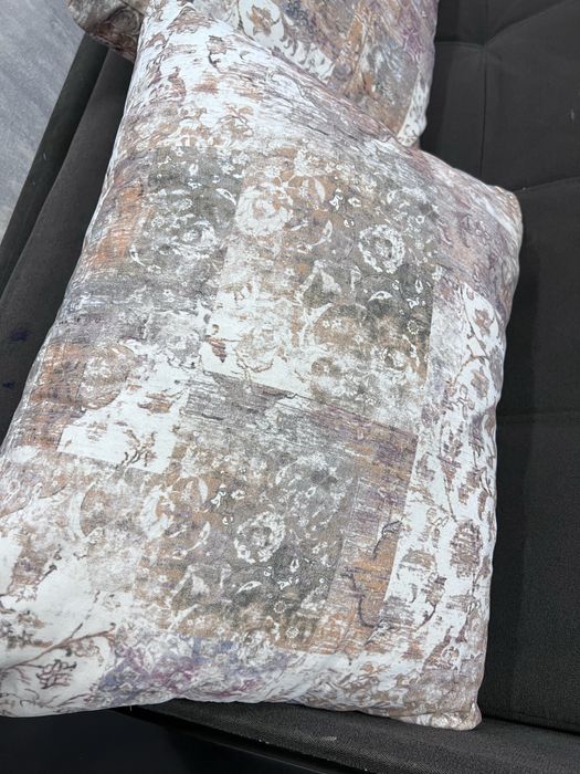 Диван 2.40см в хорошем состояний  б/у