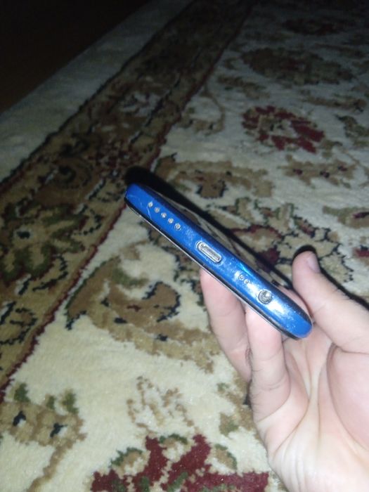 Редми 9а 2/32гб 13000тг Редми 8 4/64гб 16000тг