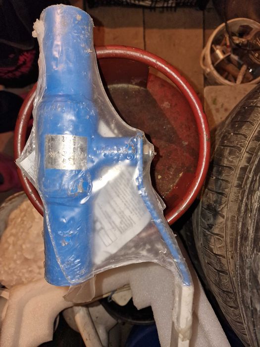 Продам кран приварной