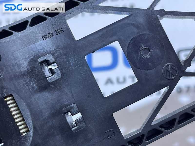 Suport Maner Interior Usa Portiera Dreapta Fata Seat Ateca 2016 - Prezent Cod 5N0837885H [M4780]