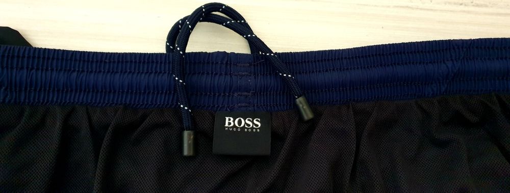 Hugo Boss  Swimwear Mens Size XL НОВО! ОРИГИНАЛ! Мъжки Бански!