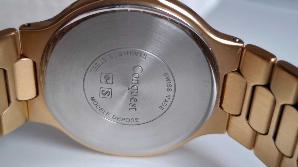 Longines Conquest Quartz Gold Tone
