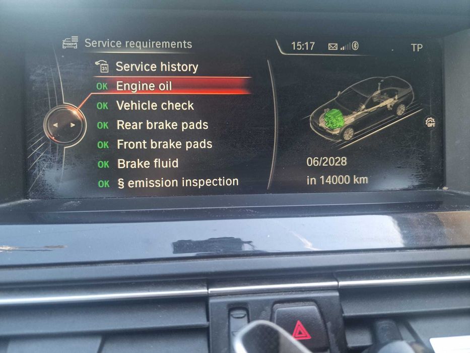 BMW Seria 5 (F10) 520d — 2015, 440.000 km, negru