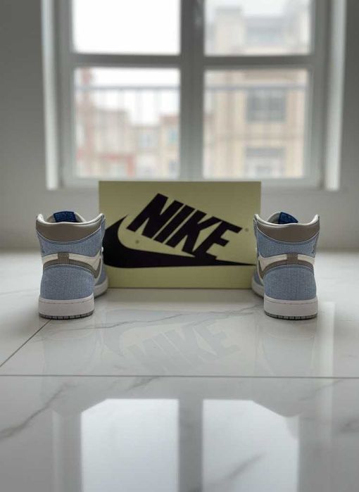 Adidasi Jordan 1 High Hyper Royal OG - Sneakersi Unisex - Full Box