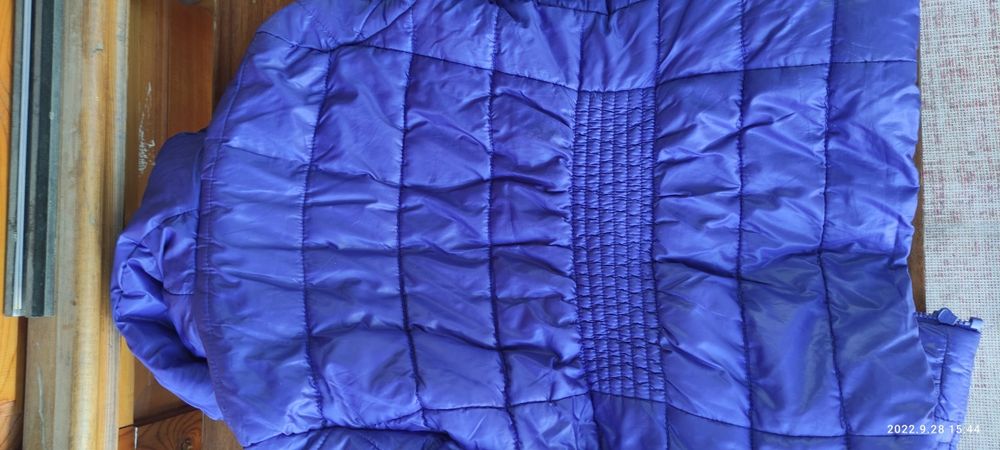 Куртка на девочку.