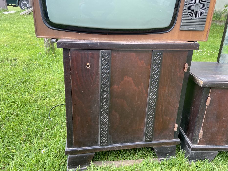 Mobila veche românească agropensiuni