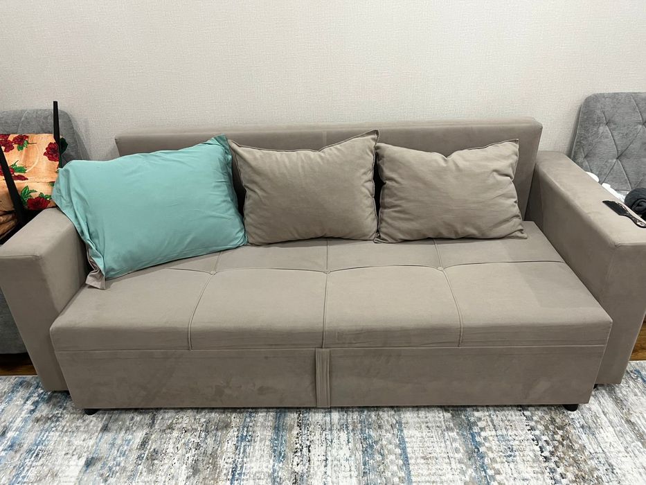 Диван раскладной продам!