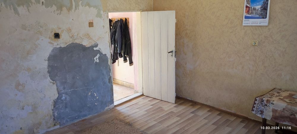 Продава се Етаж от къща в с. Стежерово, Област Плевен - 1000 кв.м за 5 €/кв.м - Снимка #7