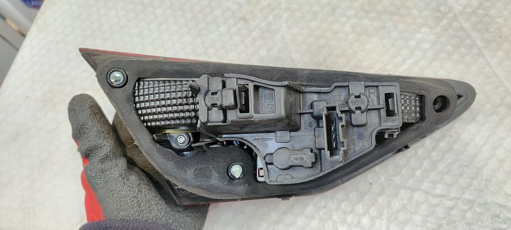 STOP SPATE DREAPTA HAION SEAT LEON 5F 2012–2017 / COD OEM 5F0945232A / 5F09453058H (5F2)