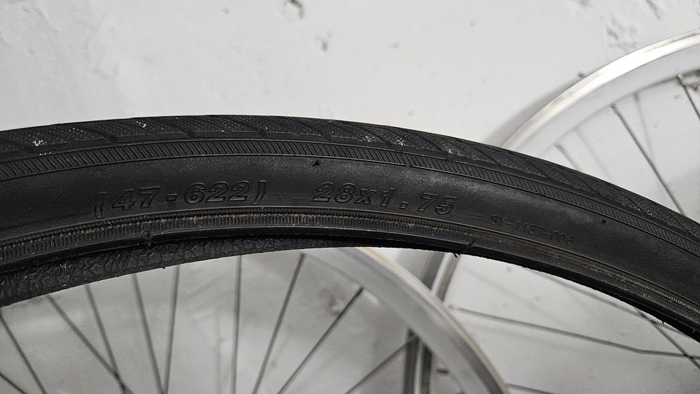 Jante 28, 29, 700c cu cauciuciri