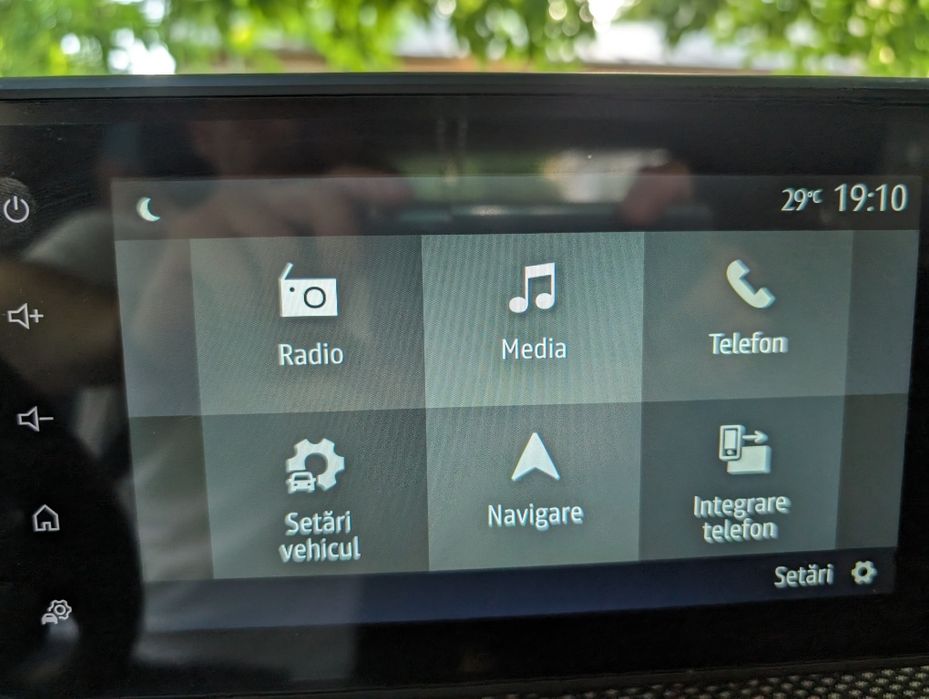 USB Harti navigatie GPS Dacia Renault activare ANDROID Auto CarPlay