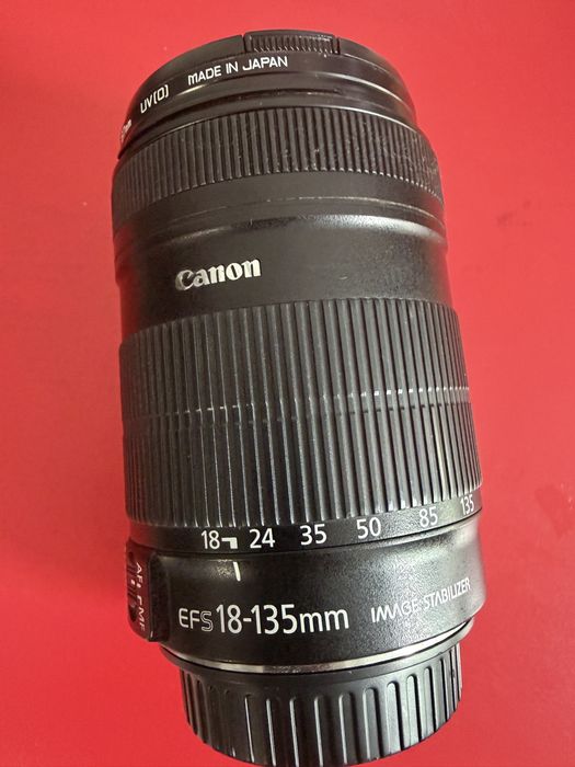 Canon EF-S 18-135mm IS STM – работи нормално,нуждае се от почистване