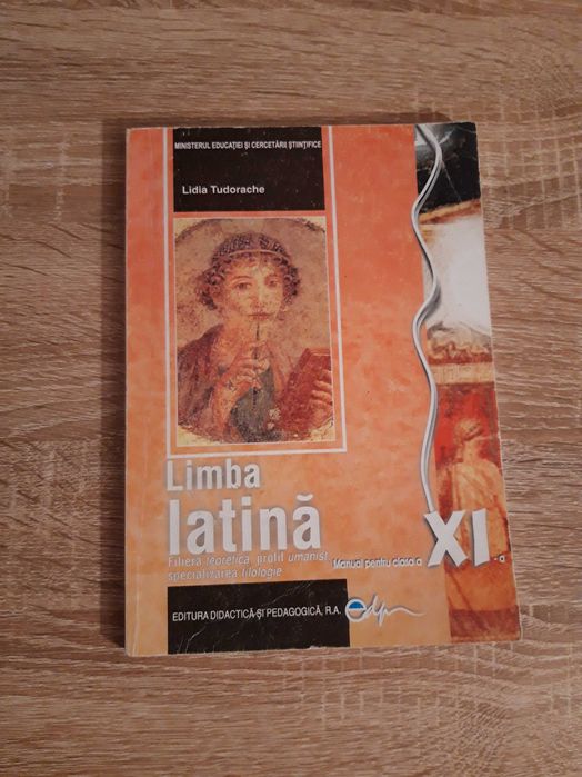 Manuale școlare pentru clasa a XI-a