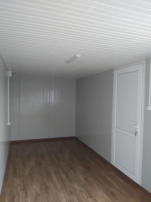 Vând containere modulare