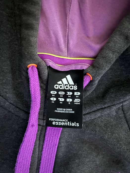 Adidas performance essentials