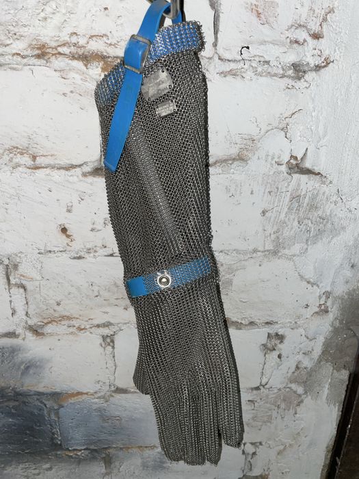 Sort si manusa din zale pentru macelarie