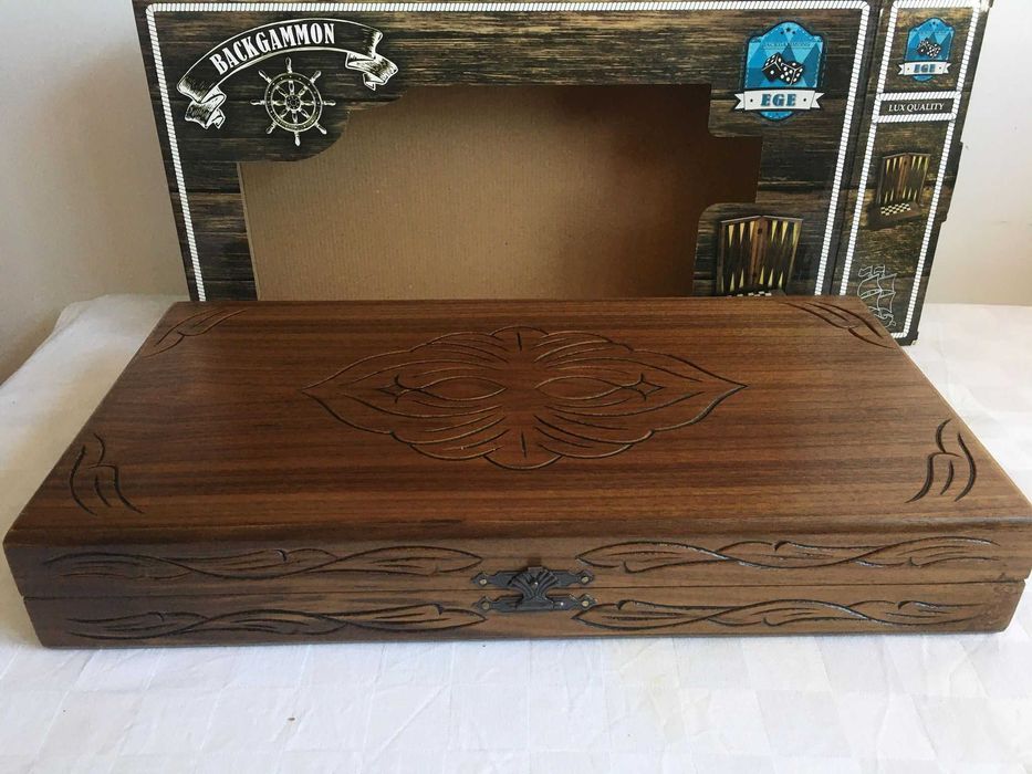 Joc Table Lemn Masiv NUC SCULPTATE (joc de Table). SIGILAT!