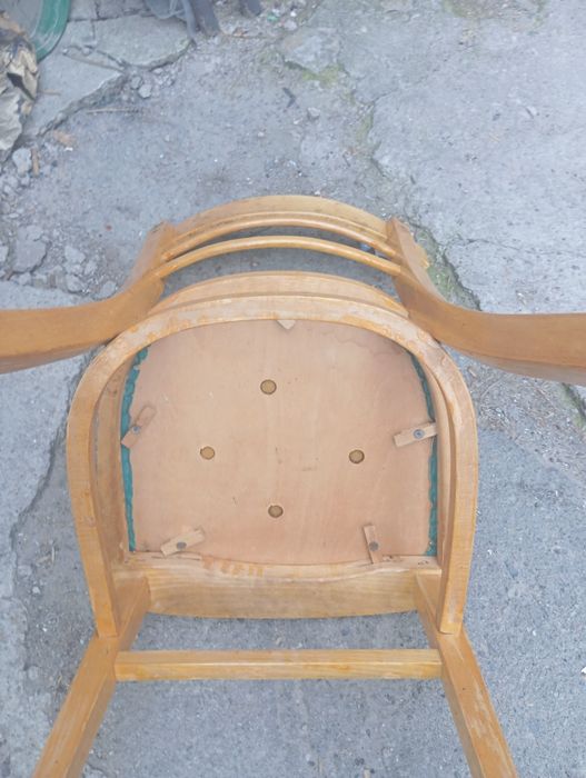 Продам советские стулья