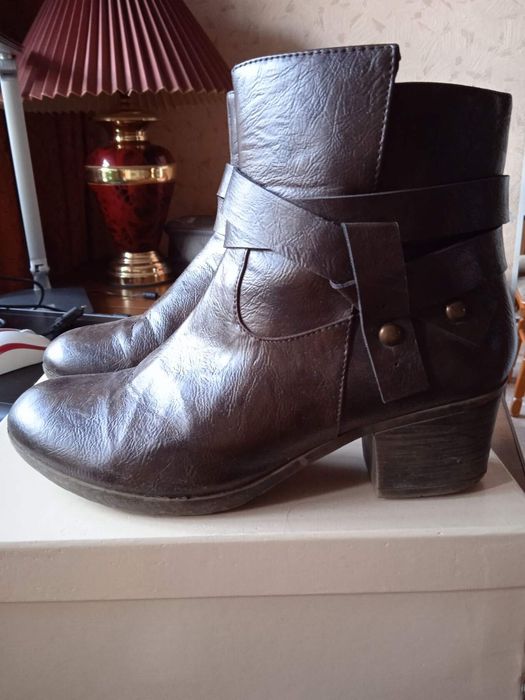 Ботинки женские демисезонные