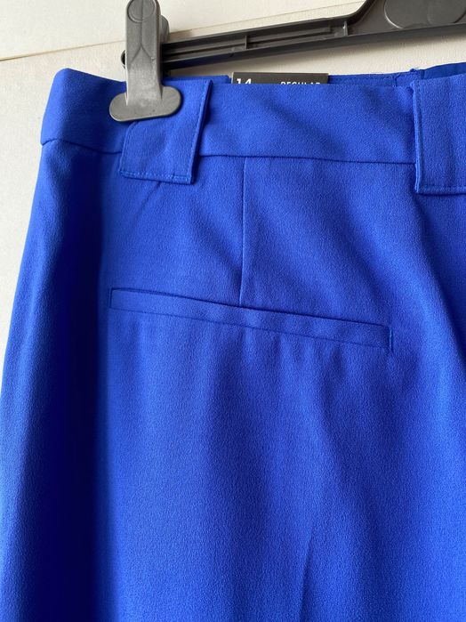 Дамски панталон с широк крачол на M&S