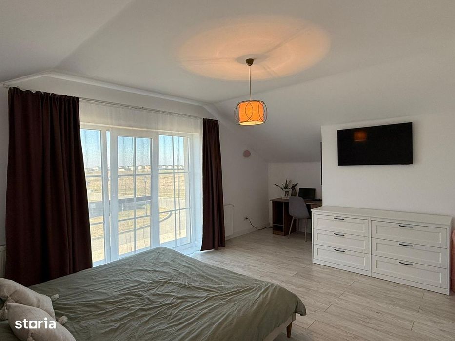 Casă nouă, eficiență termică clasa A, zonă rezidențială Westfield.