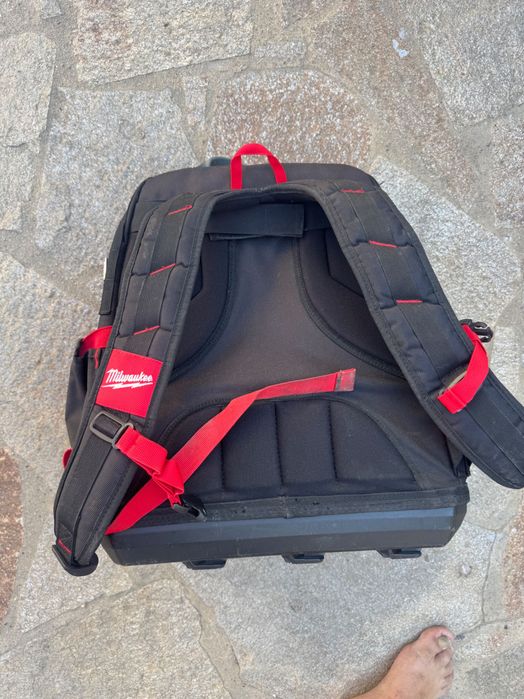 Милуоки чанта и раница за инструменти Milwaukee tool box