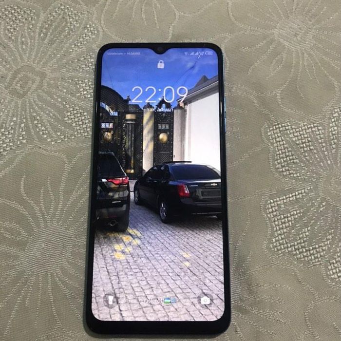 Techno spark 10 narxini kelishamiz