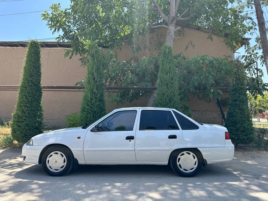 Срочно Нексия 2 DOHC 1.6 сотилади