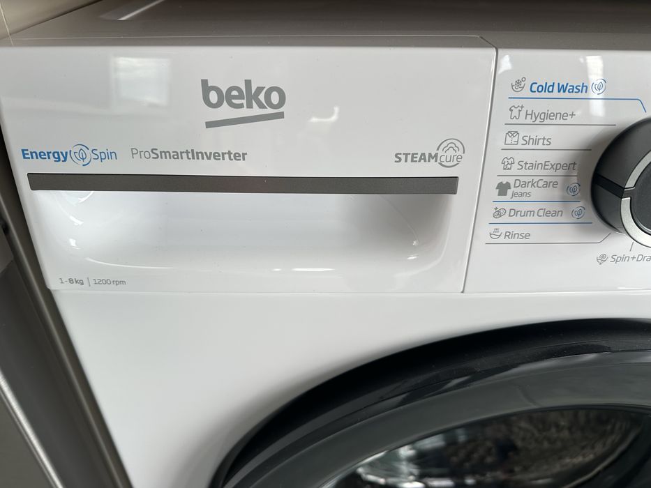 Чистно нова пералня BEKO pro smart inverter b300- 8 kg