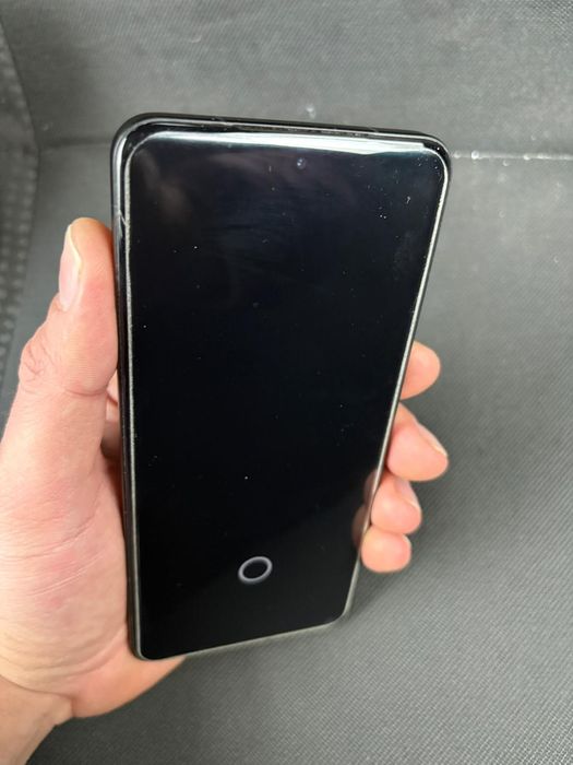 Xiaomi 15 ultra 
Закупен от Виваком с 24м гаранция
Неразличим от нов
512 gb, 16gb+6gb RAM
Пълен комплект с аксесоари
Към телефона подарявам и 5 брой к