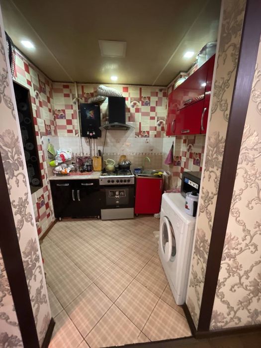 Продаеться квартира в городе Ахангаран