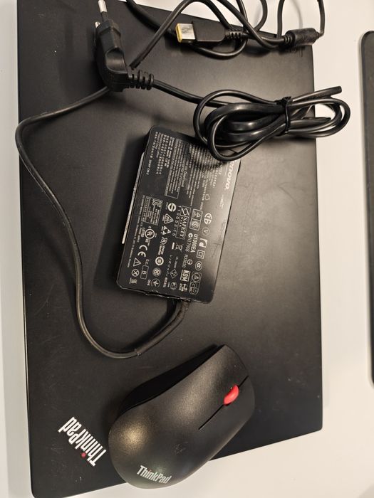 Lenovo 13,3, I3 6100u, 12 gb ram