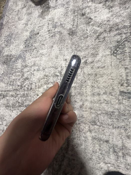 Samsung s21 8/128 торг небольшой
