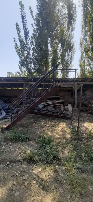 Зына сотилади яхши холатда бузилган