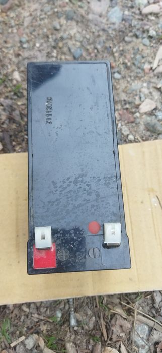 Аккумулятор 12 в