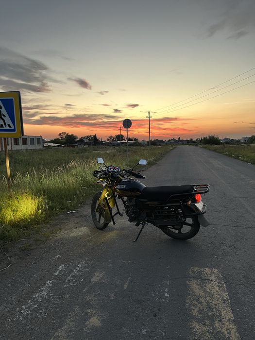 Продам мотоцикл GSX 200
