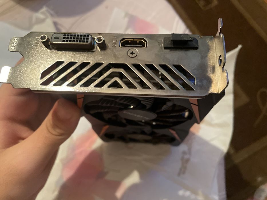 Видеокарта Gigabyte Radeon RX460 4GB