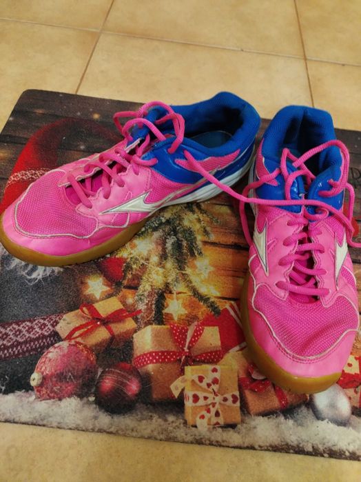 Детски маратонки Мизуно 41