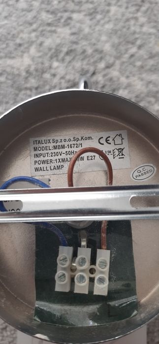 Vand 2 aplice perete.