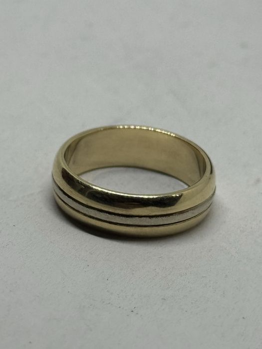 златна дамска халка 5.28гр 14к 585