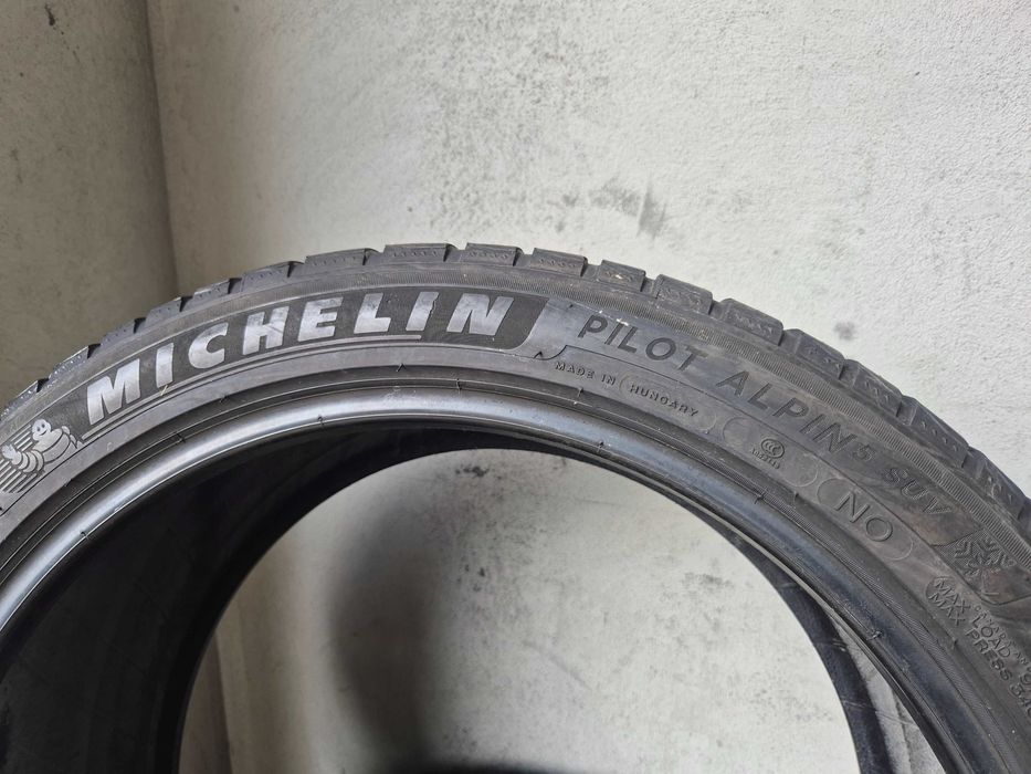 4 Anvelope de IARNA - 275/40/21 - 305/35/21 - Michelin Alpin 5 SUV NO * OEM Porsche - Stare F BUNA - DOT 2021 !