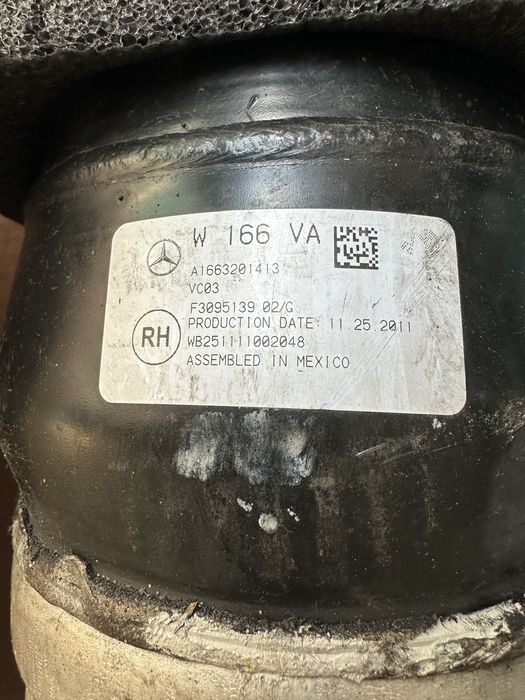 Амортисьор за Мерцедес ML 166