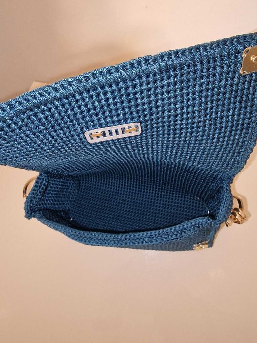 Geanta lucrata manual